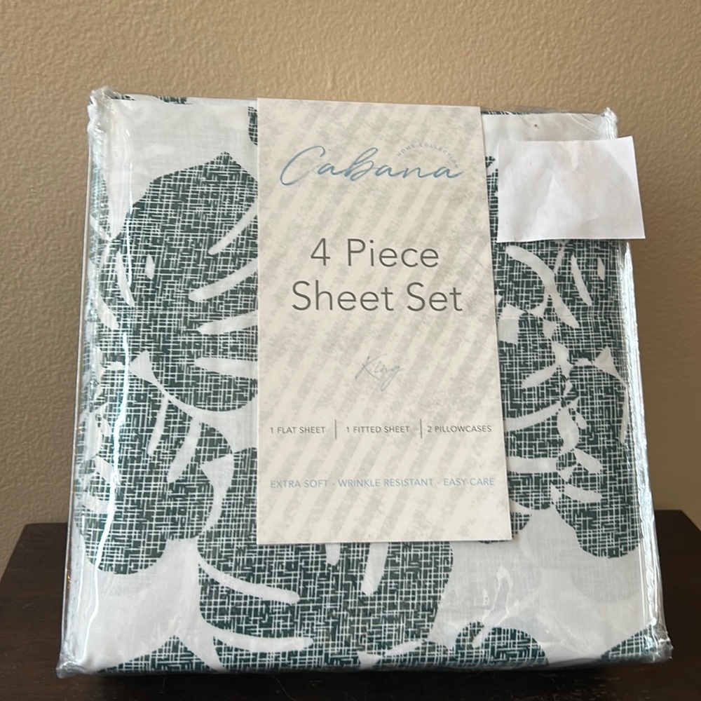 Cabana Home Collection 4PC  King Sheet Set New Tropical Palm Fronds